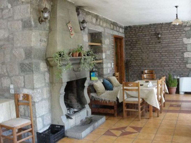 Hotel Pashuta Voskopojë Esterno foto